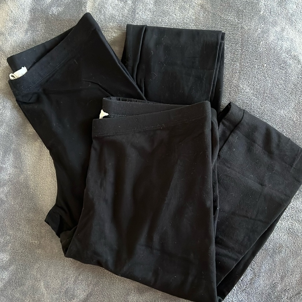 FOREVER 21 | 2️⃣ pairs of Black Leggings
